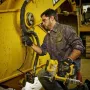 Шприц для смазки DeWALT 18В XR Li-lon, 147.87 мл/мин, 3.63 кг, (без АКБ та ЗП) (DCGG571NK)
